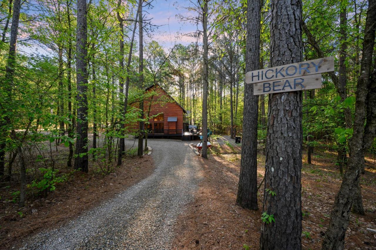 Hickory Bear - Cabin Surrounded By Pines, Sleeps 10, Hot Tub, Fire Pit, Arcade, Foosball Table & Deck Slide Broken Bow Εξωτερικό φωτογραφία
